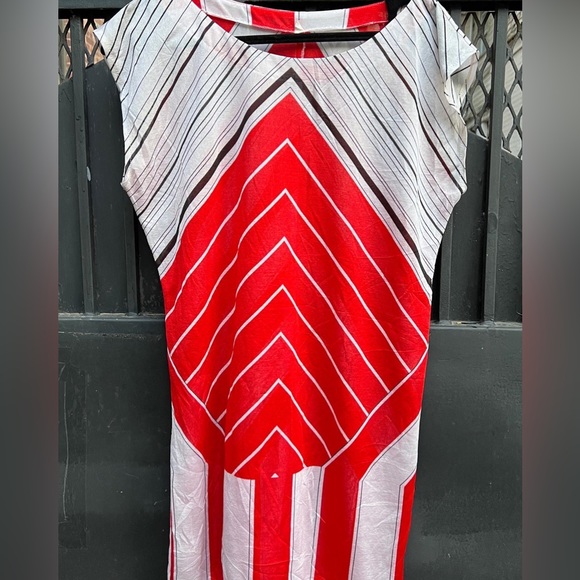 Vintage Geometric thin sheer blouse/dress depending on who’s wearing it. size 12 - Picture 2 of 8